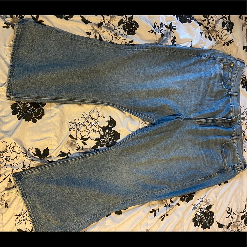 American Eagle Mom Jeans